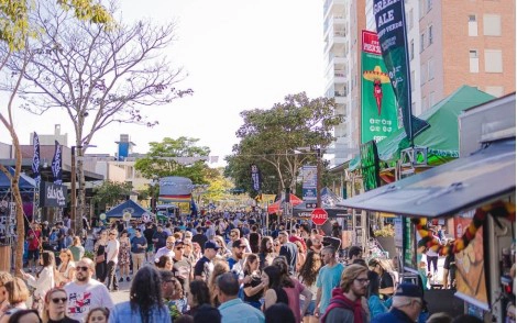 Área de lazer em condomínio de casas na Pedra Branca